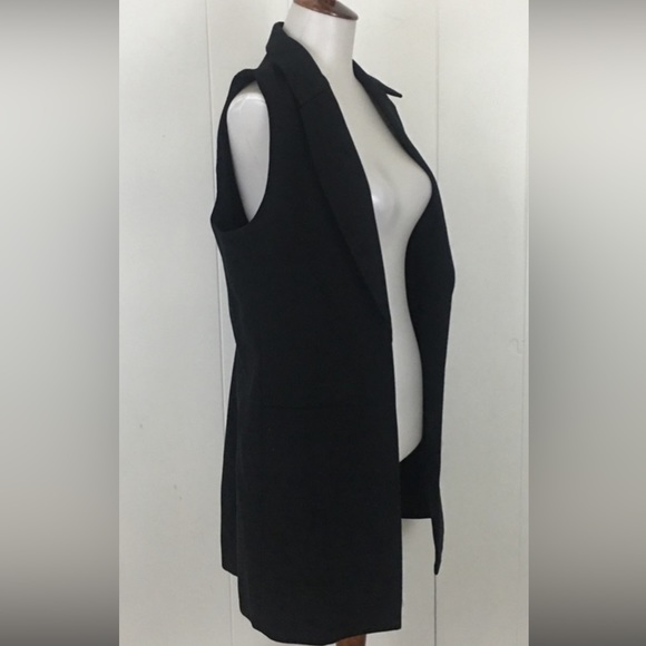 KATHERINE BARCLAY VEST - Picture 4 of 4